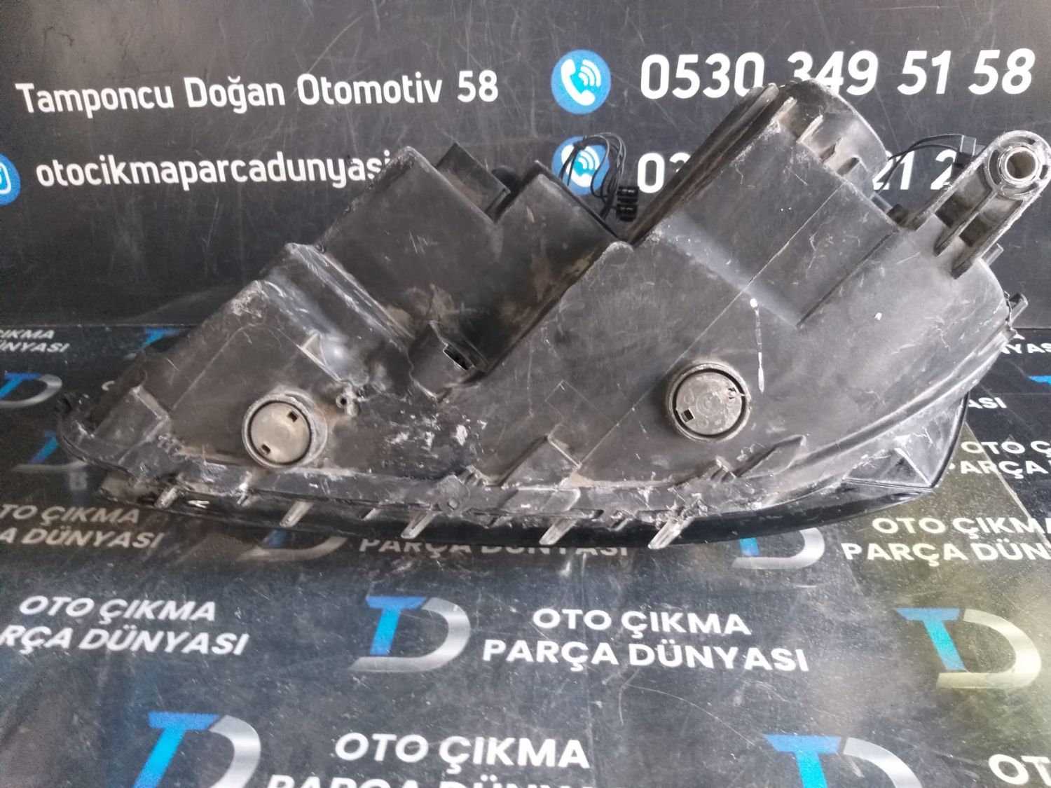 VOLKSWAGEN PASSAT B7 SA� FAR [2011-2014]